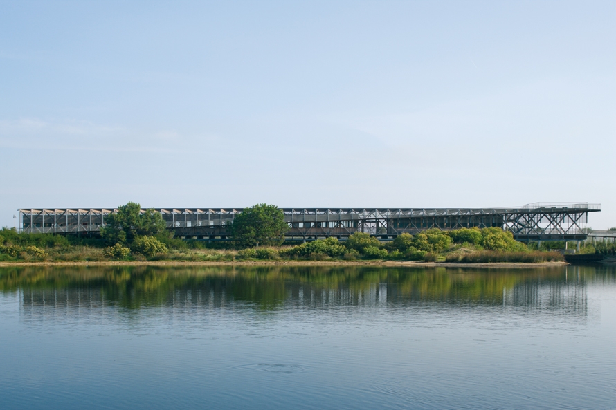 Maison de la Nature _ HQE & Passif, du parc écologique IZADIA