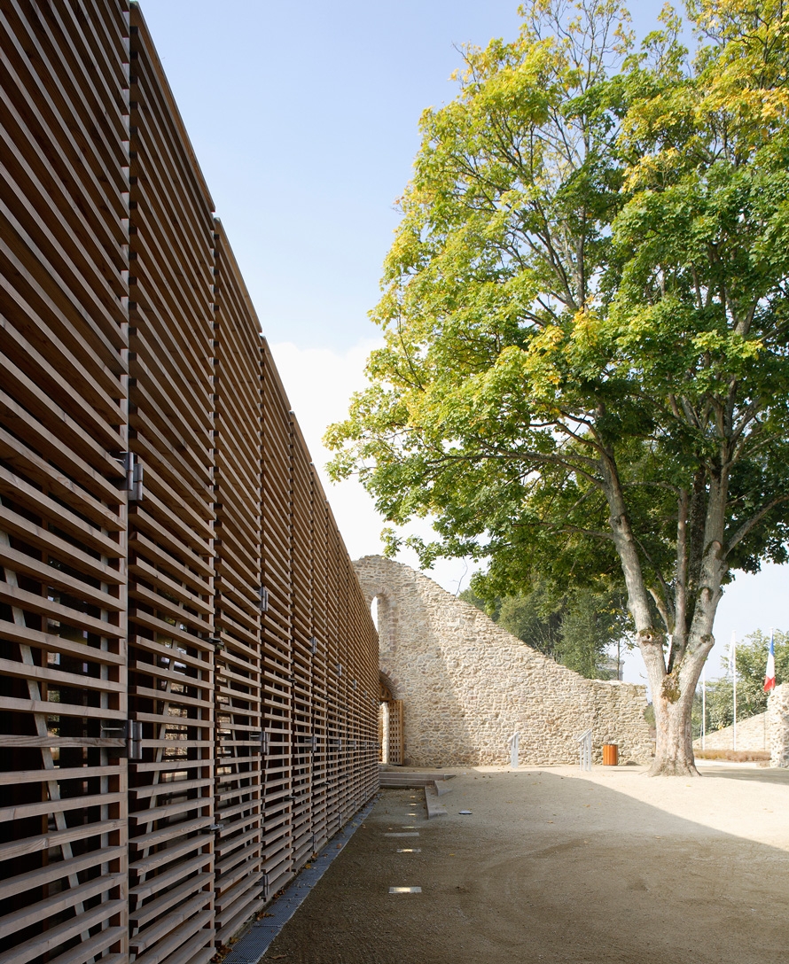 atelier-architecture-philippe-musee-archeologique-_-hqe-et-bbc-rehab-mayenne-53-1242.jpg